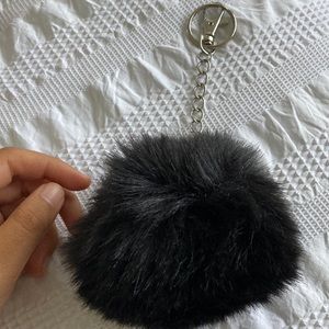 Fluffy Keychain 🖤